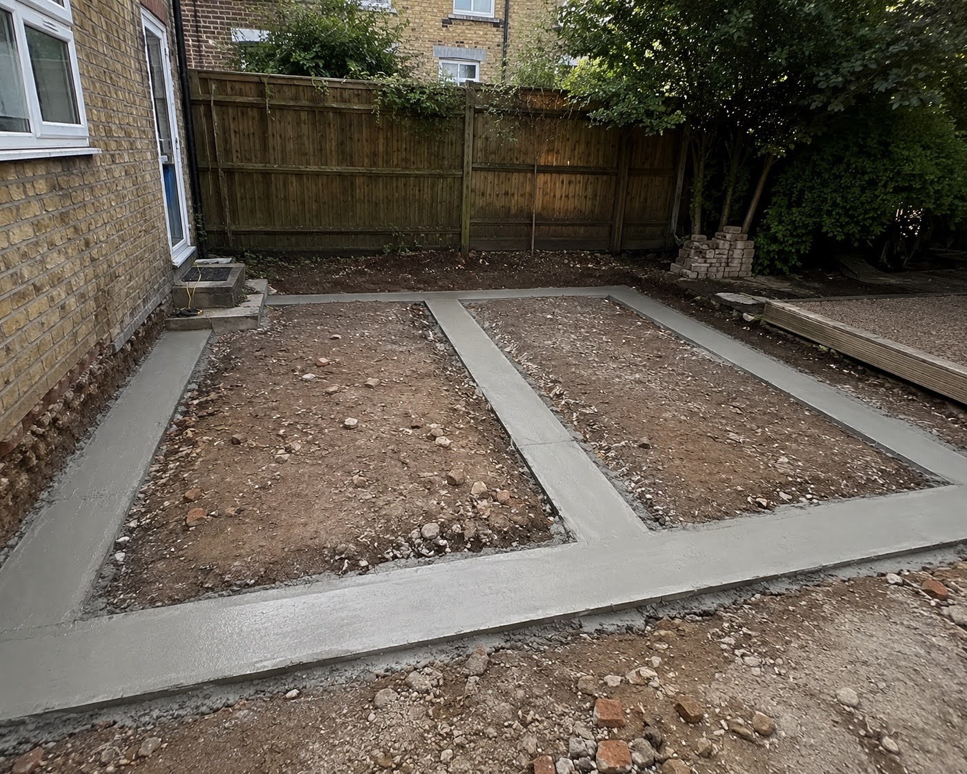 Strip foundation installation in Milton Keynes